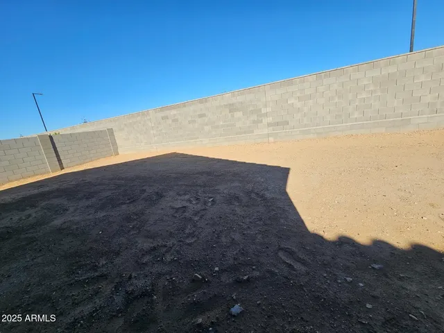 $2,500 | 17236 West Via Dona Road, Surprise, AZ 85387