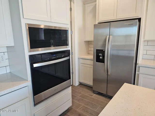 $2,500 | 17236 West Via Dona Road, Surprise, AZ 85387