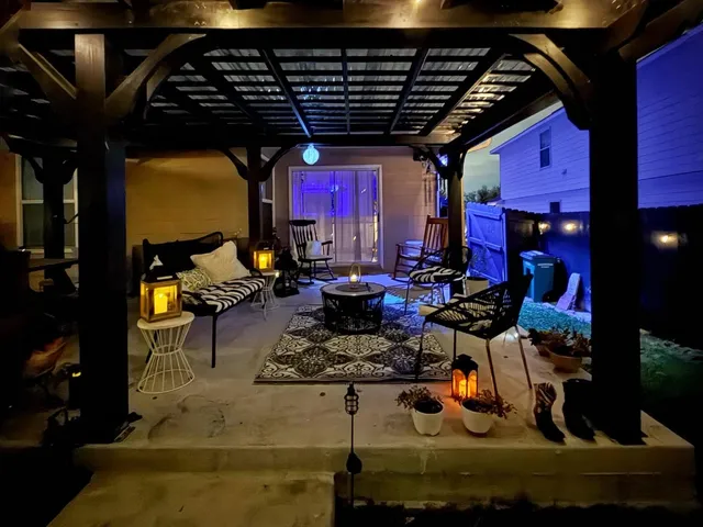 a living room filled with furniture