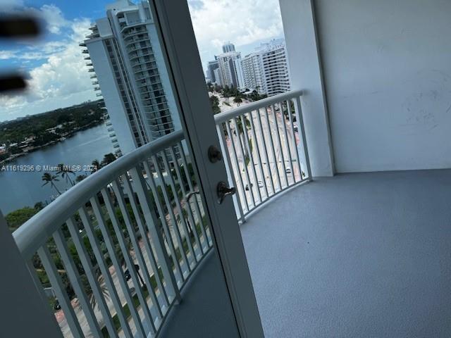5401 Collins Avenue, Unit 1123 Miami Beach, FL 33140 - Photo 32 of 38 a view of a balcony with staircase