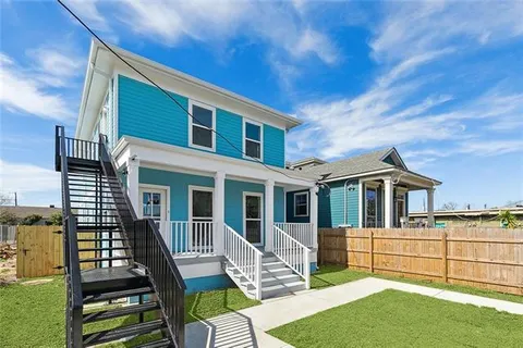 $499,000 | 2204-06 Pauger Street, New Orleans, LA 70116