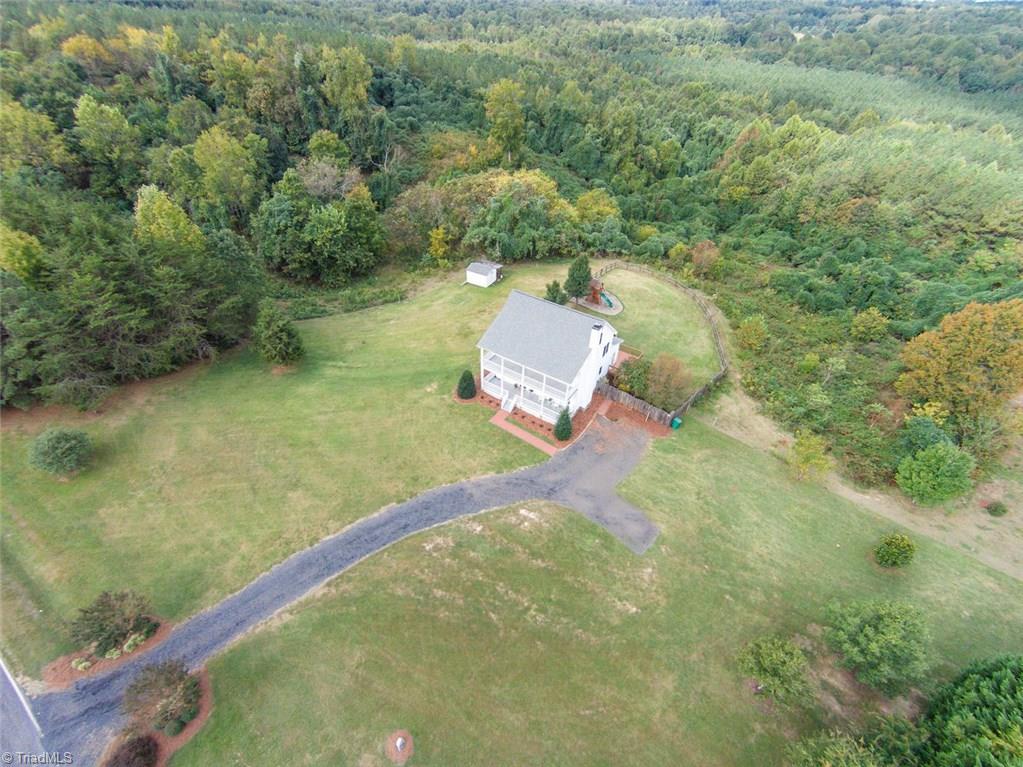 690 Garrison Road Reidsville, NC 27320 - Photo 3 of 24 Gallery Image 3