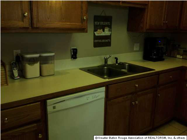 9591 Pecan Tree Drive Baton Rouge, LA 70810 - Photo 9 of 12