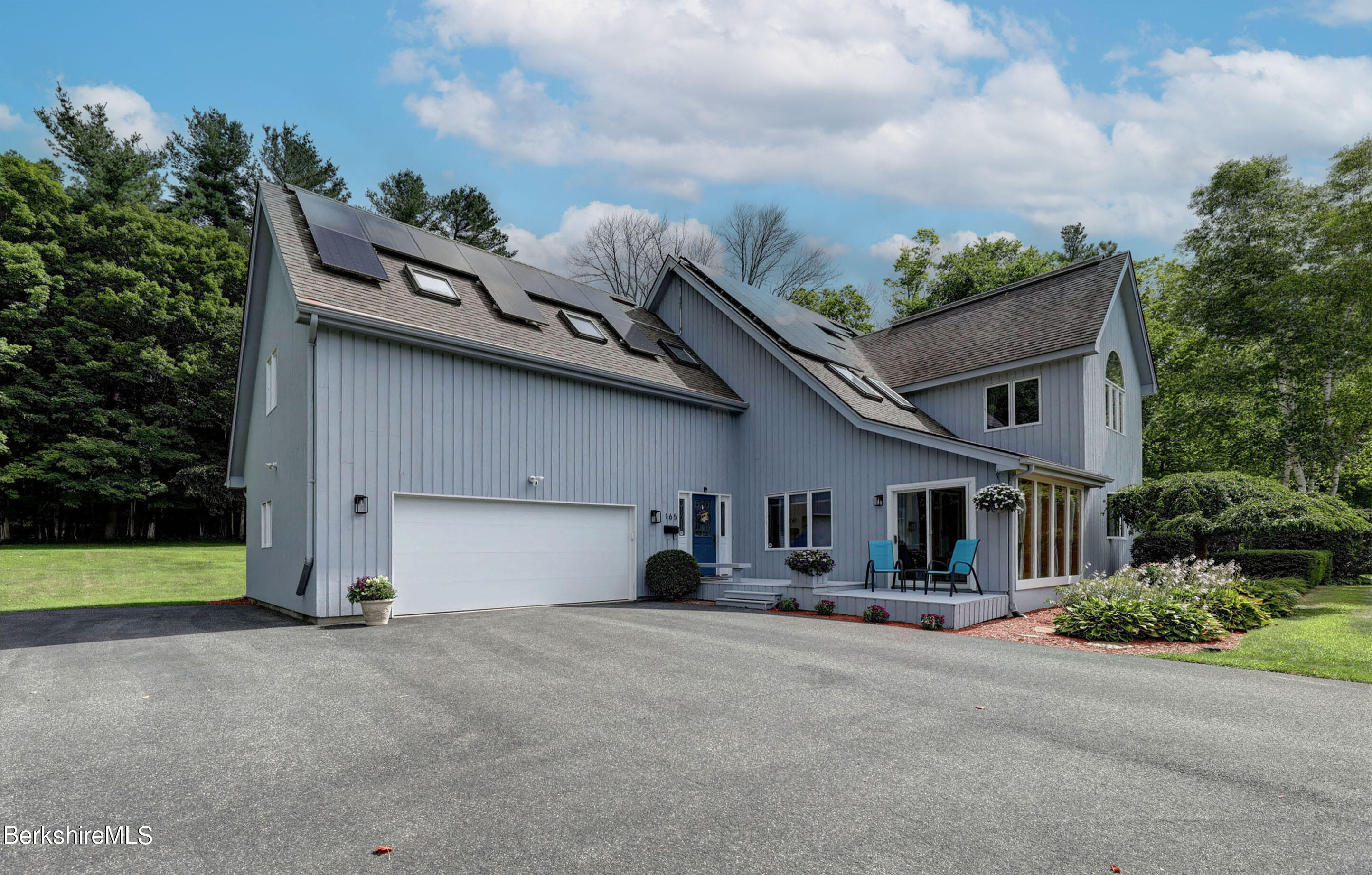 165 Kittredge Road Pittsfield, MA 01201 - Photo 46 of 50 20 Exterior Front