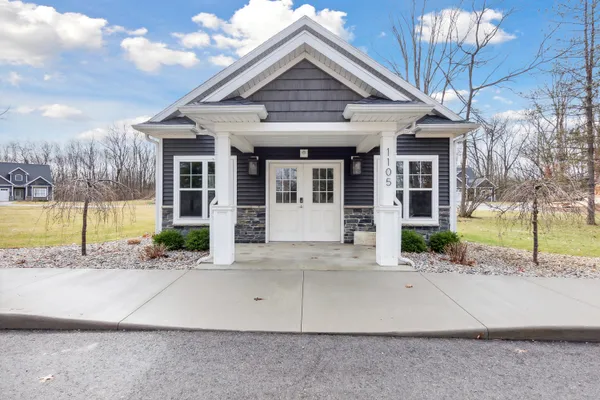 $474,900 | 1140 Lochaven Circle, Unit 10B, Hillsdale, MI 49242