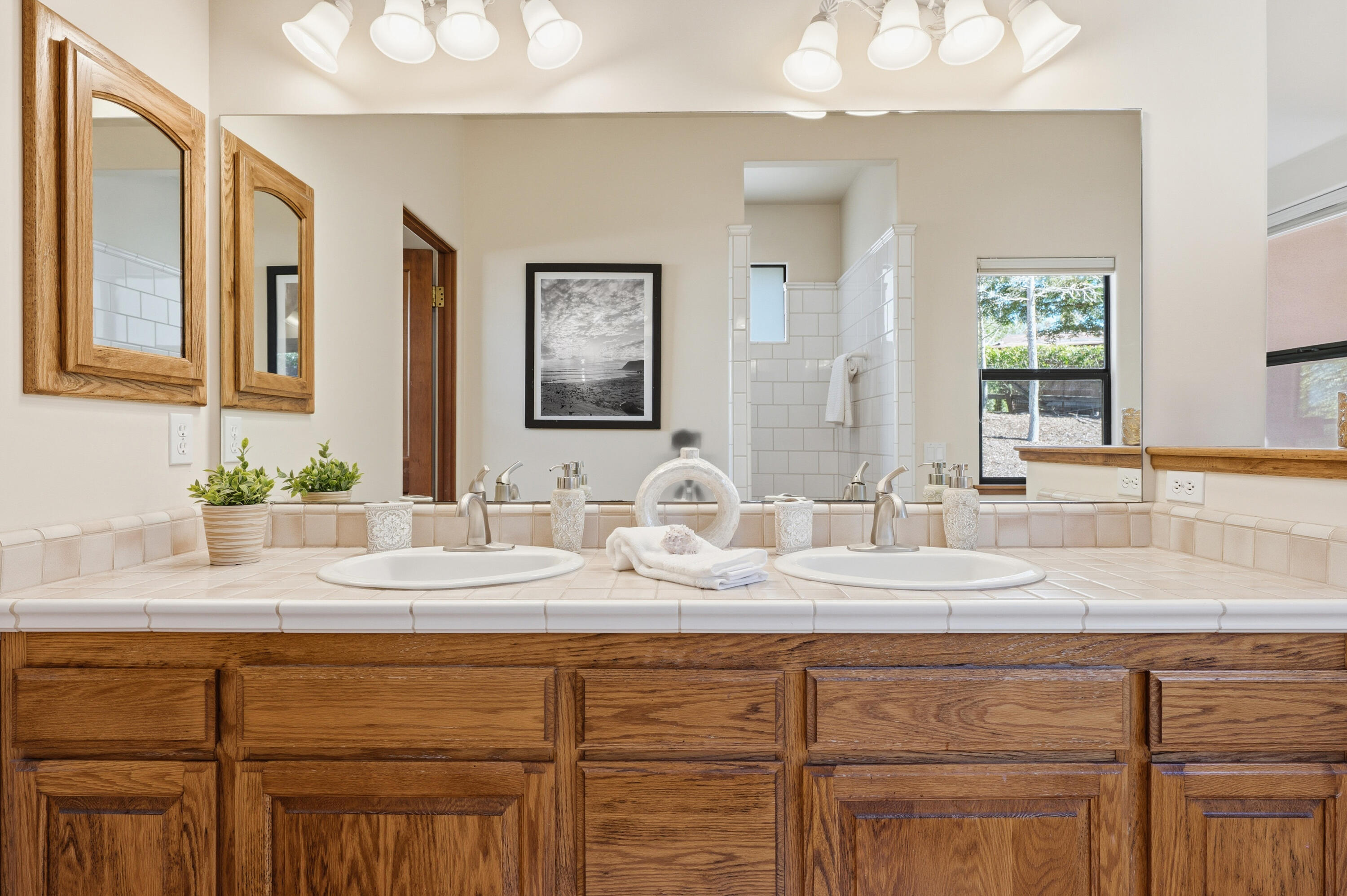 821 Fredensborg Canyon Road Solvang, CA 93463 - Photo 33 of 58 821-fredensborg-canyon-m bath36