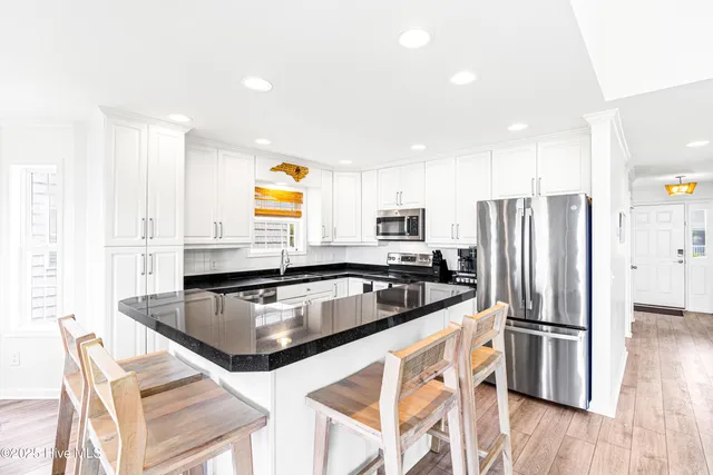 $1,195,000 | 271 East 2nd Street, Ocean Isle Beach, NC 28469