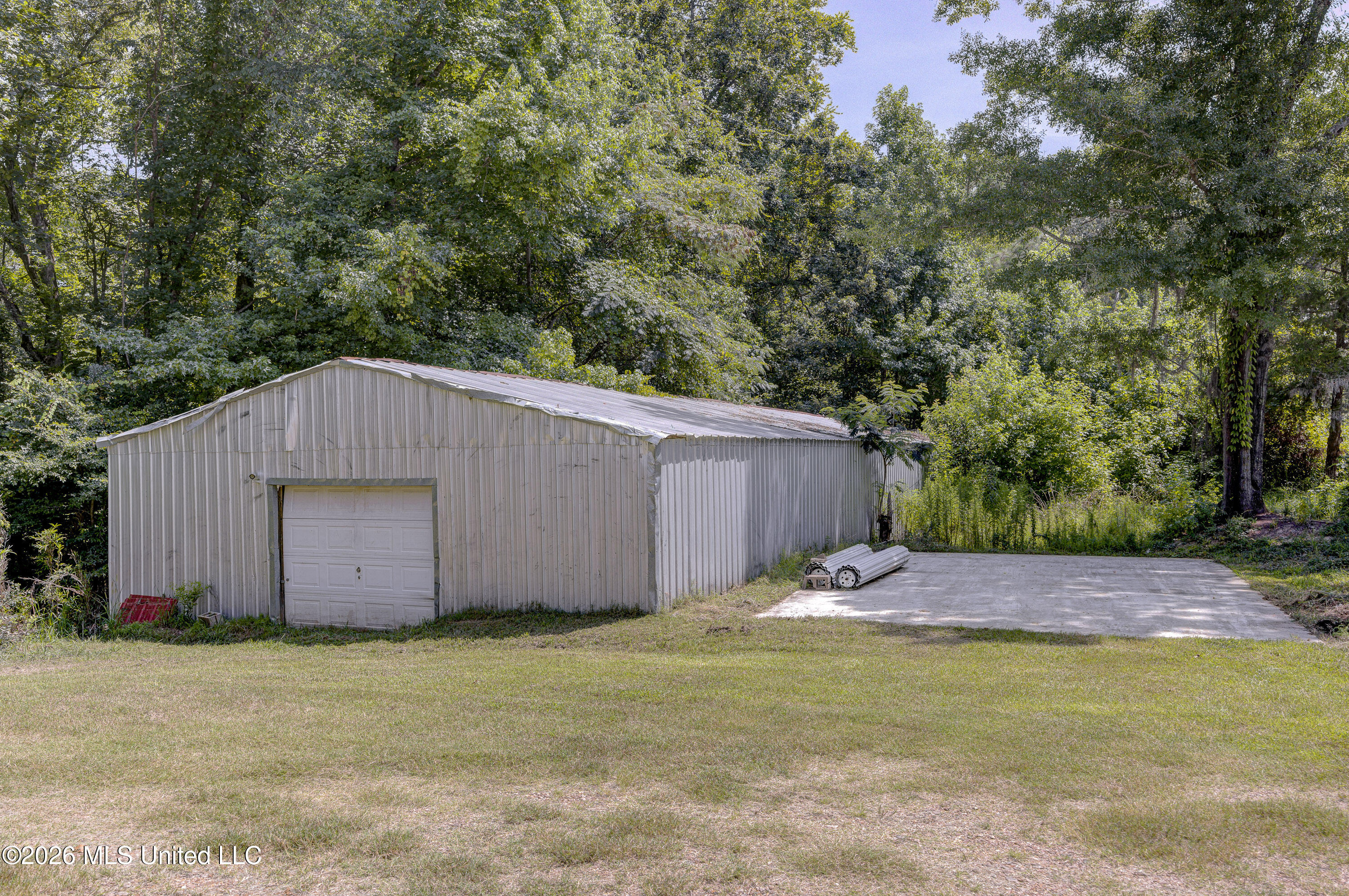 4255 Trotter Road Bolton, MS 39041 - Photo 38 of 51 35 Large Shop Exterior 1