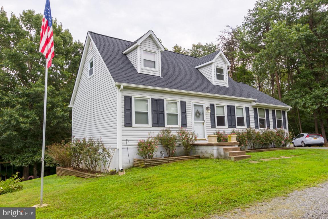 4122 Midland Road Midland, VA 22728 - Photo 1 of 24 Exterior (Front)