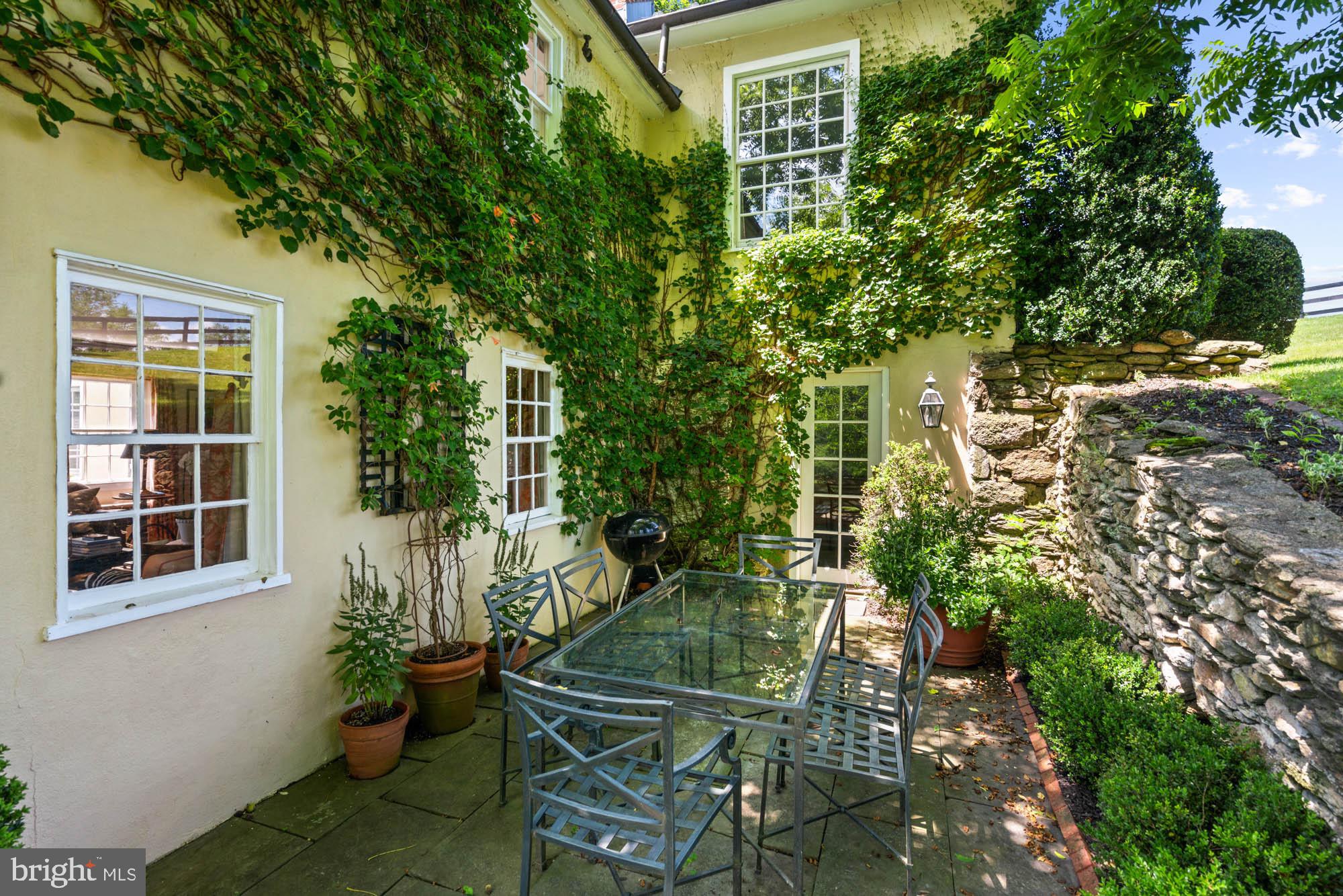 20202 St Louis Road Purcellville, VA 20132 - Photo 6 of 18