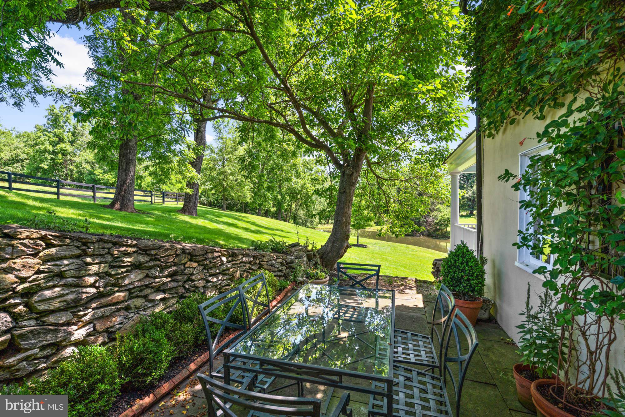 20202 St Louis Road Purcellville, VA 20132 - Photo 7 of 18