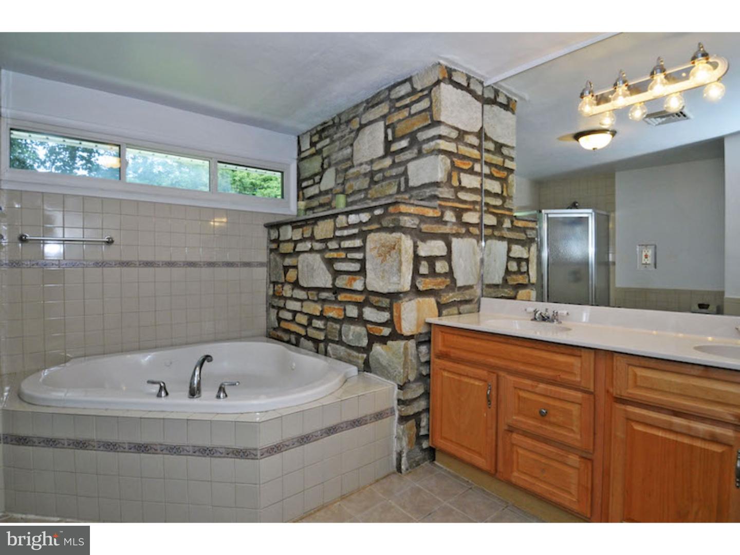 3520 Hale Road Huntingdon Valley, PA 19006 - Photo 22 of 24 Bathroom