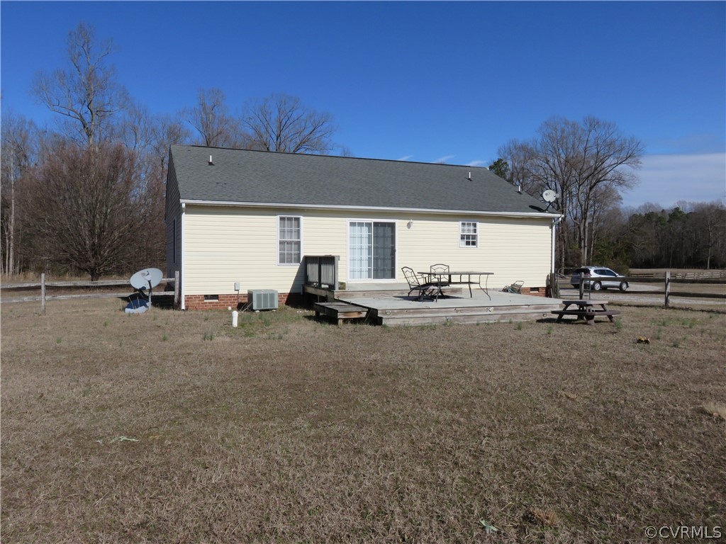 241 Custis Millpond Road West Point, VA 23181 - Photo 7 of 37 Gallery Image 7