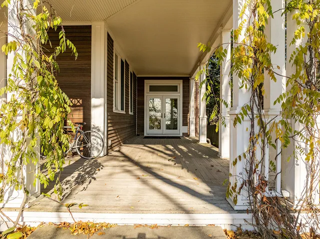 $289,000 | 10 Summer Street, Unit 1, Rockport, ME 04856