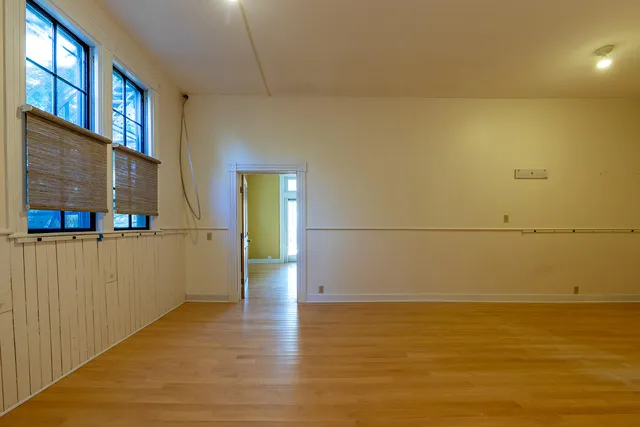 $289,000 | 10 Summer Street, Unit 1, Rockport, ME 04856