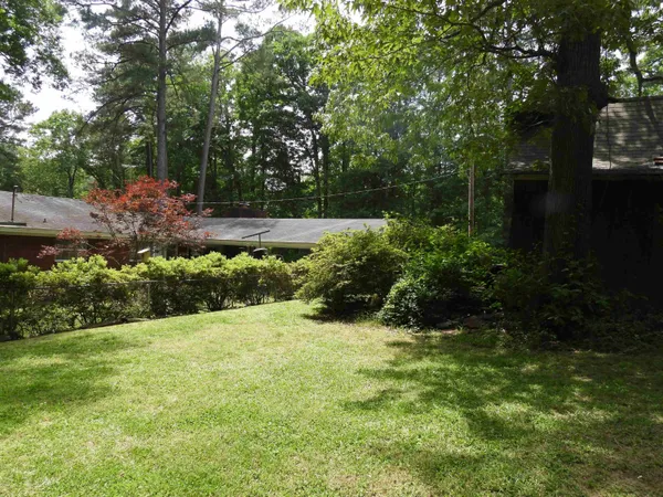 a view of an entryway