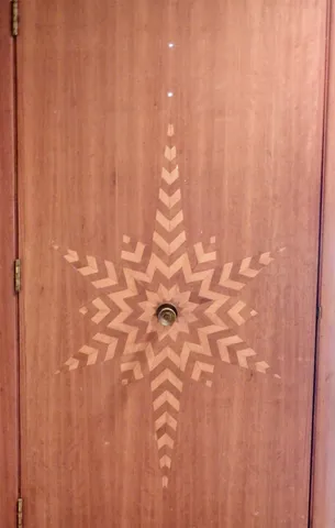 a view of yard with green space