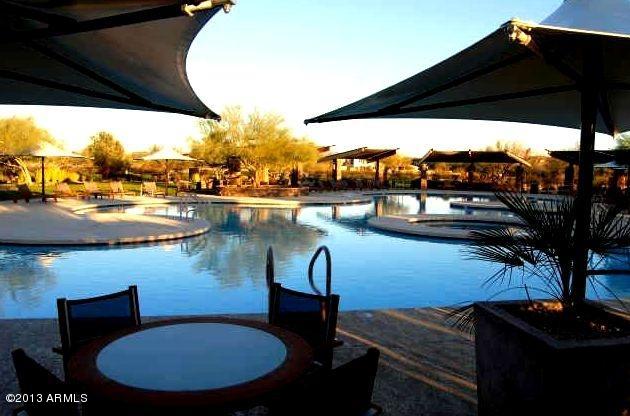 3731 East Maffeo Road Phoenix, AZ 85050 - Photo 26 of 32 Comm pool