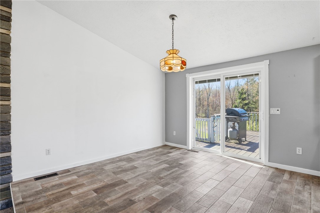 63 Pine Hill Road Parma, NY 14559 - Photo 9 of 50