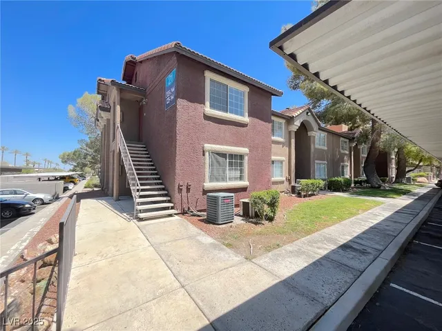 $1,150 | 2750 South Durango Drive, Unit 2139, Las Vegas, NV 89117