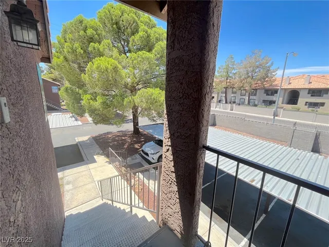 $1,150 | 2750 South Durango Drive, Unit 2139, Las Vegas, NV 89117