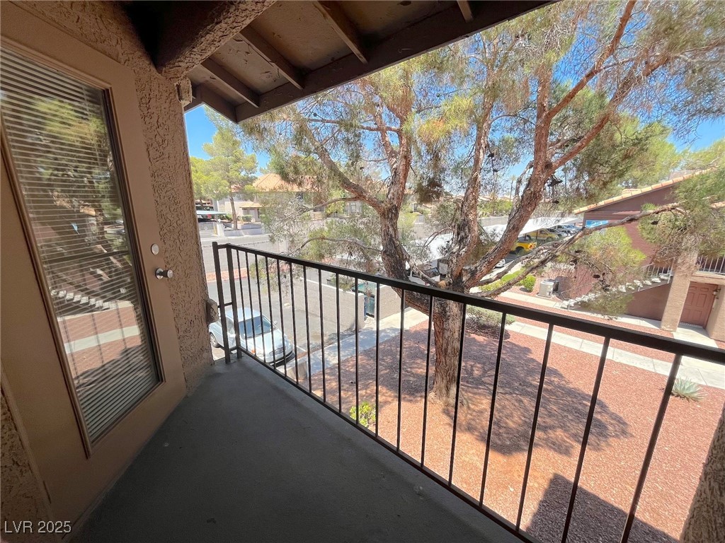 2750 South Durango Drive, Unit 2139 Las Vegas, NV 89117 - Photo 4 of 21 View of balcony