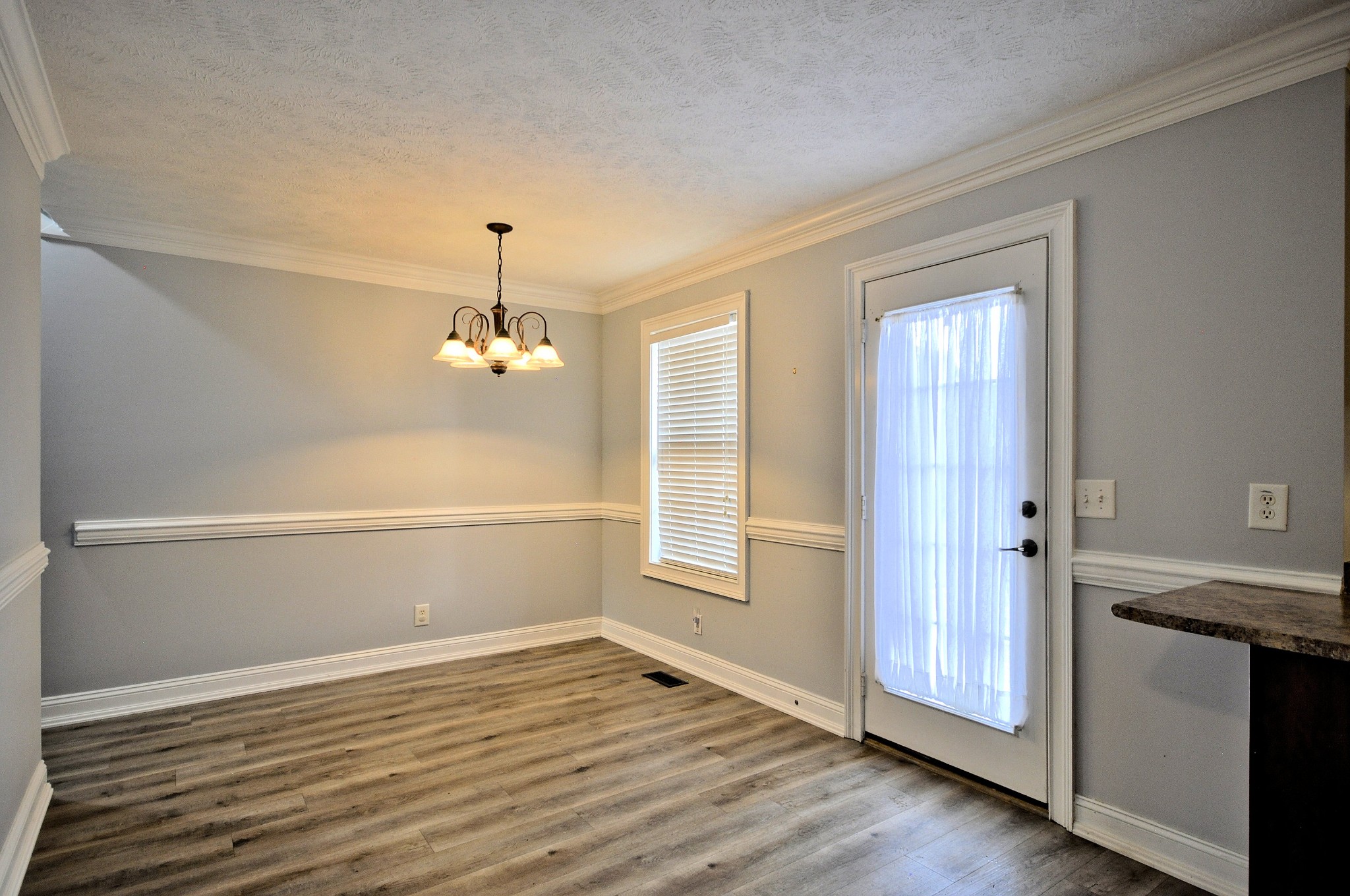 135 Excell Road, Unit 402 Clarksville, TN 37043 - Photo 14 of 43 Gallery Image 14
