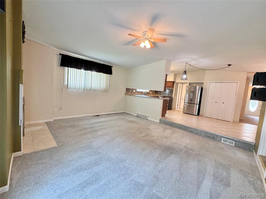 43038 Hanford Road Canton, MI 48187 - Photo 12 of 26