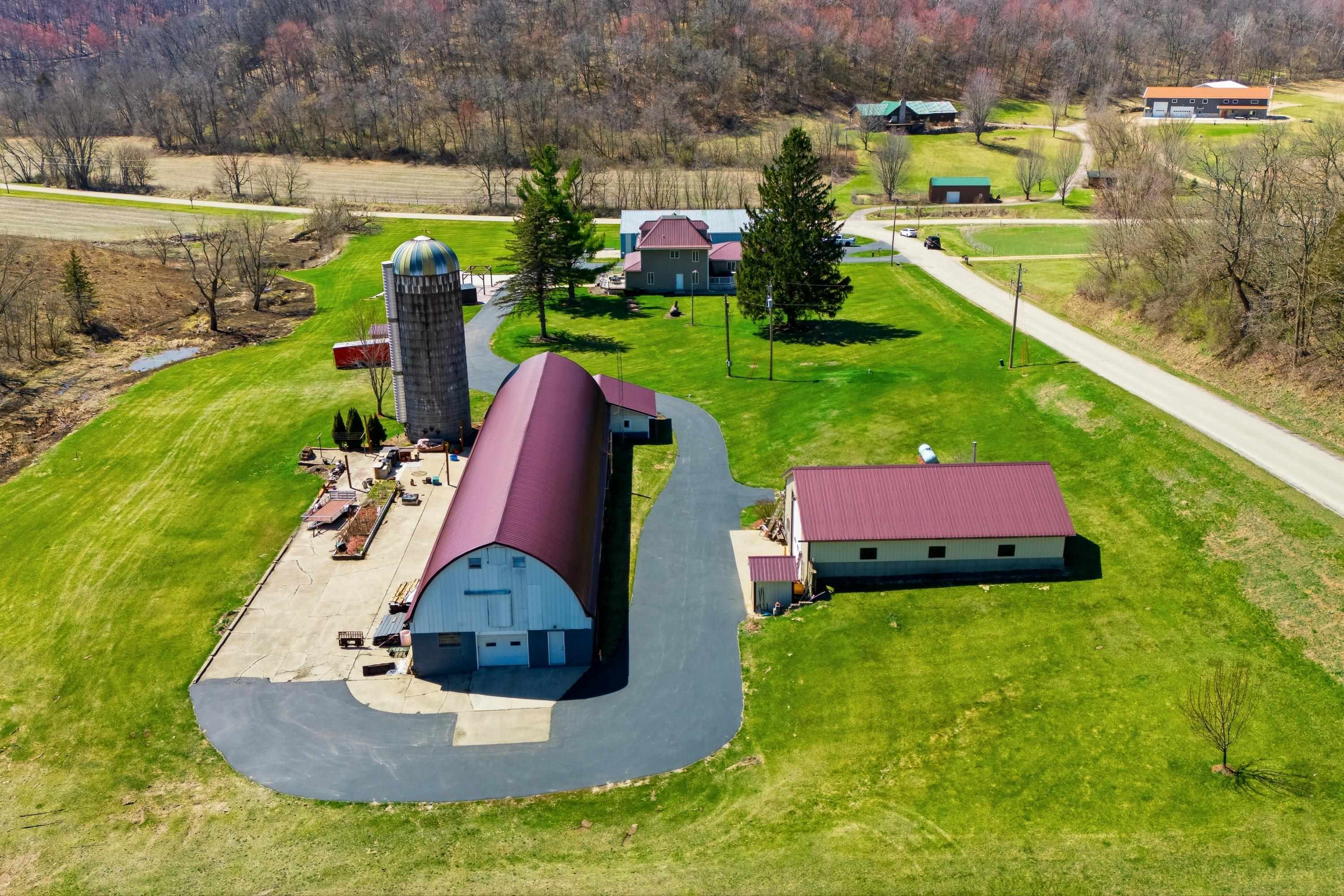 S11232 Wilson Creek Road Spring Green, WI 53588 - Photo 6 of 71