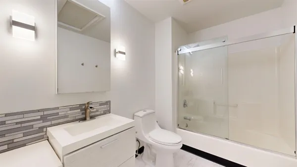 $499,900 | 106 East Redrock Drive, Burlington, VT 05401