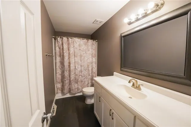 $274,900 | 1112 Vest Drive, Warrensburg, MO 64093