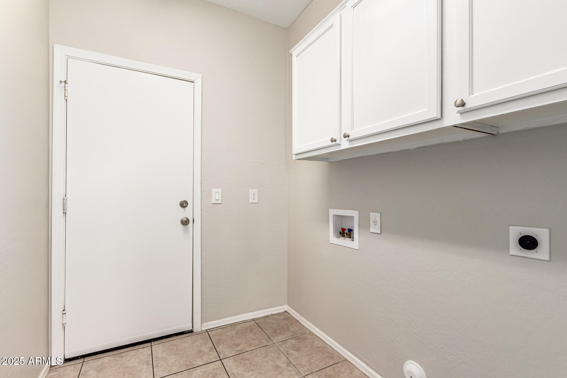 2313 West Carter Road Phoenix, AZ 85041 - Photo 26 of 32