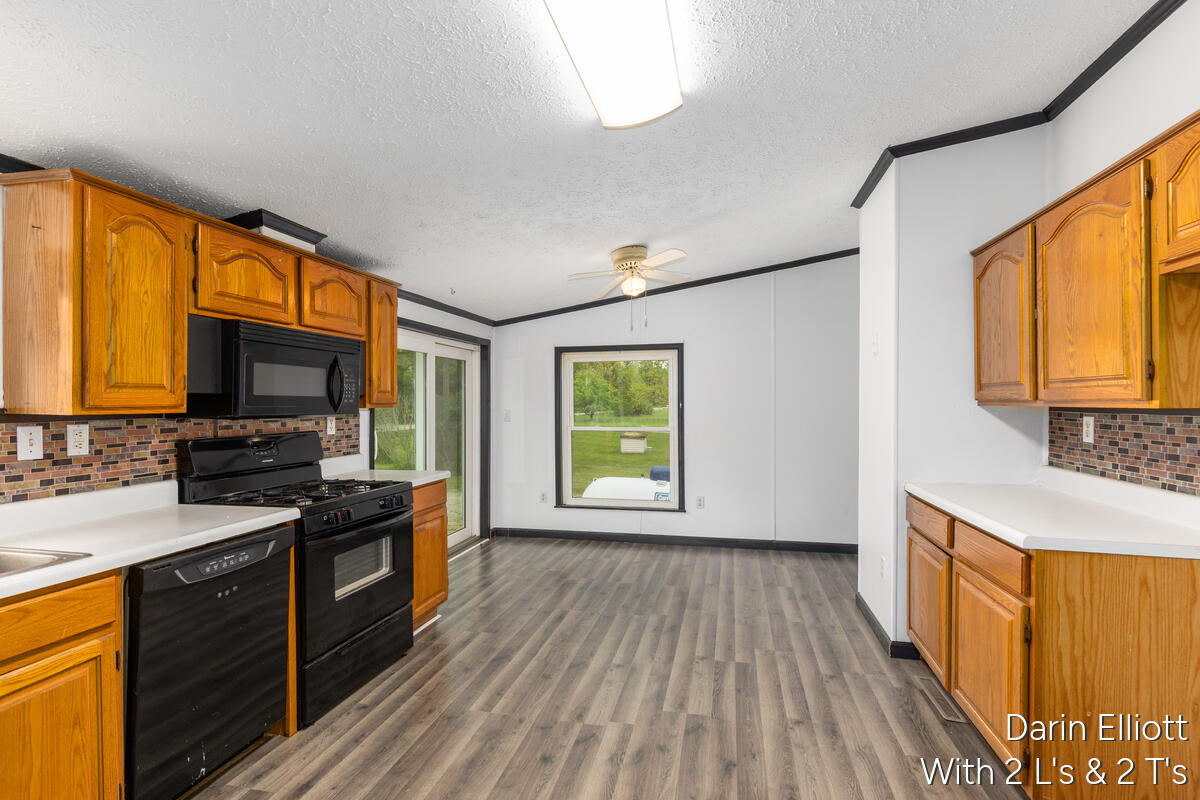 9203 Castle Road Sheridan, MI 48884 - Photo 14 of 40 9203-Castle_009
