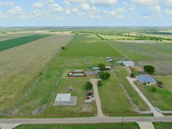$575,000 | 430 Carter Road, Italy, TX 76651