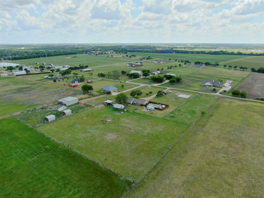 430 Carter Road Italy, TX 76651 - Photo 14 of 36