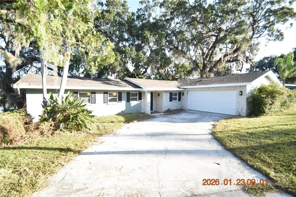 $3,095 | 3606 River Grove Drive, Tampa, FL 33610