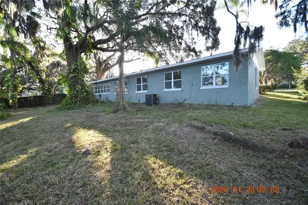 $3,095 | 3606 River Grove Drive, Tampa, FL 33610