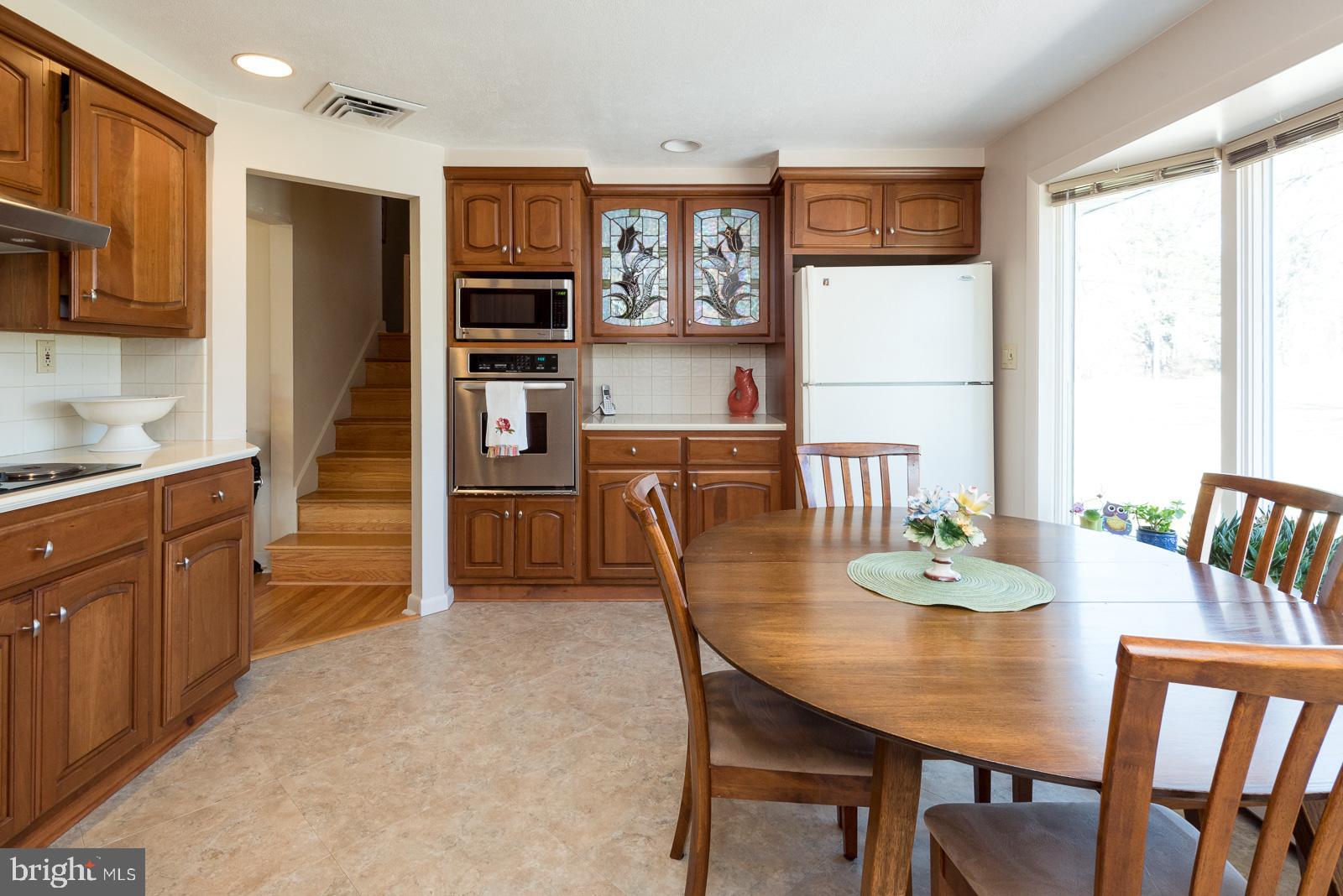 1339 Harris Road Dresher, PA 19025 - Photo 13 of 25 Kitchen