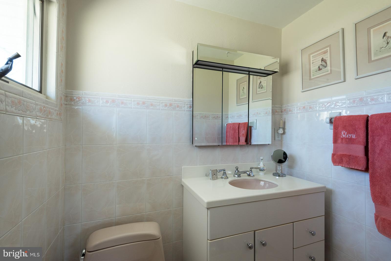 1339 Harris Road Dresher, PA 19025 - Photo 20 of 25 Bathroom