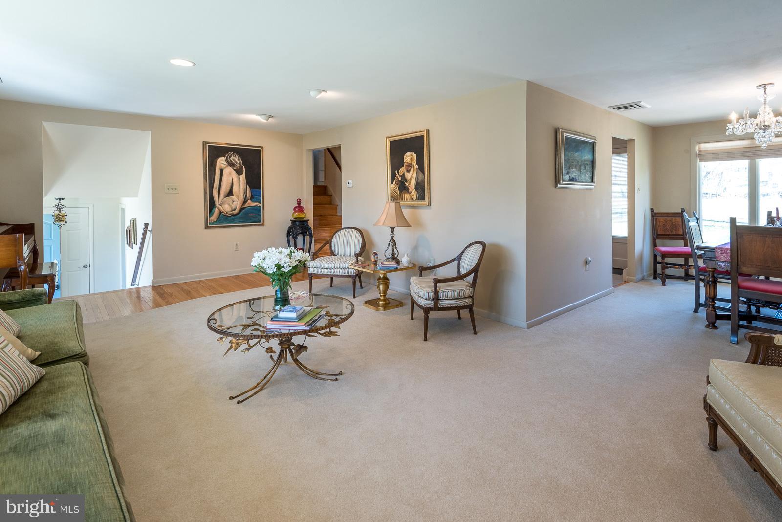 1339 Harris Road Dresher, PA 19025 - Photo 6 of 25 Living Room