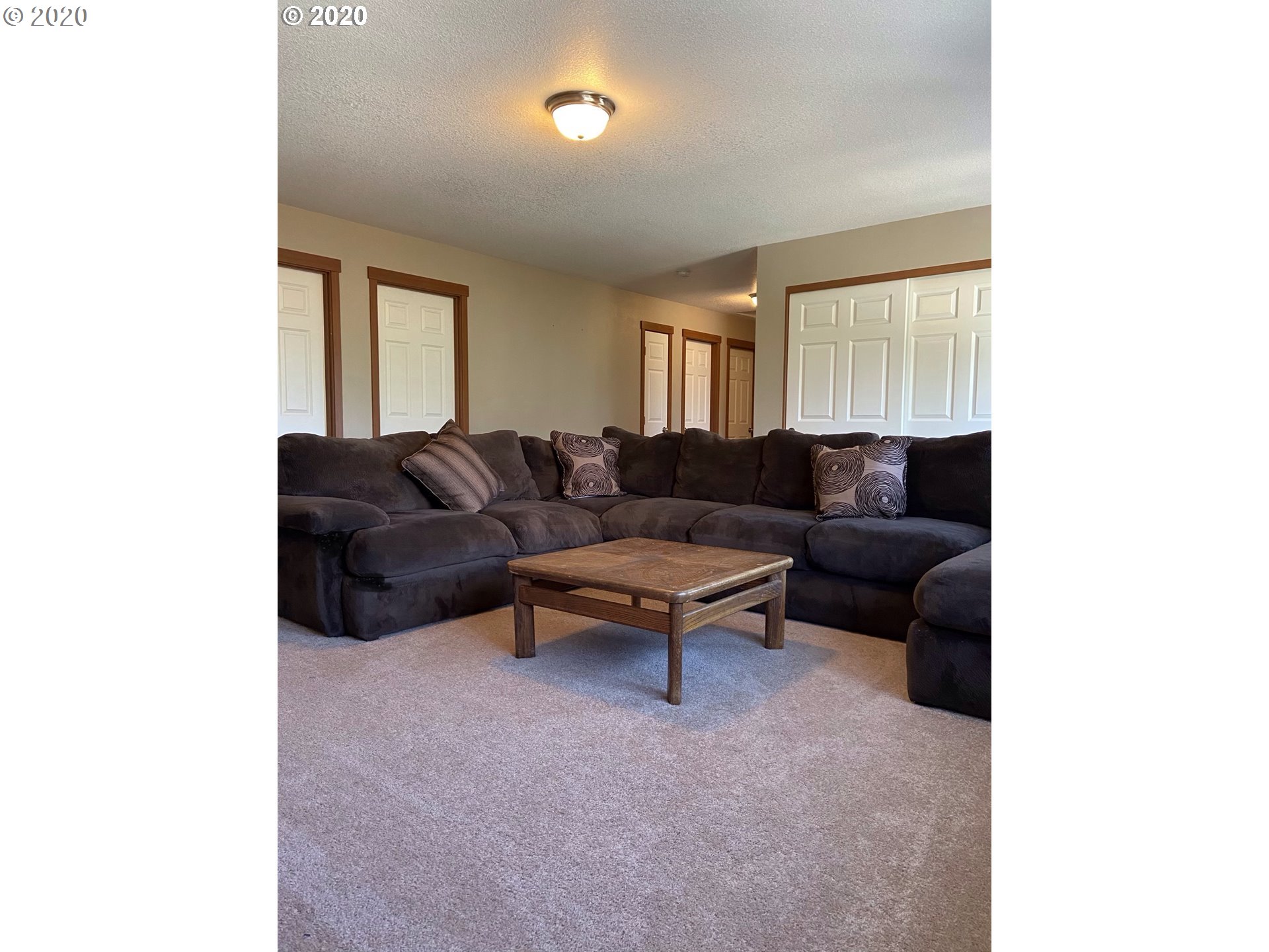 1998 Pruner Road Riddle, OR 97469 - Photo 15 of 22 a living room with furniture and a couch