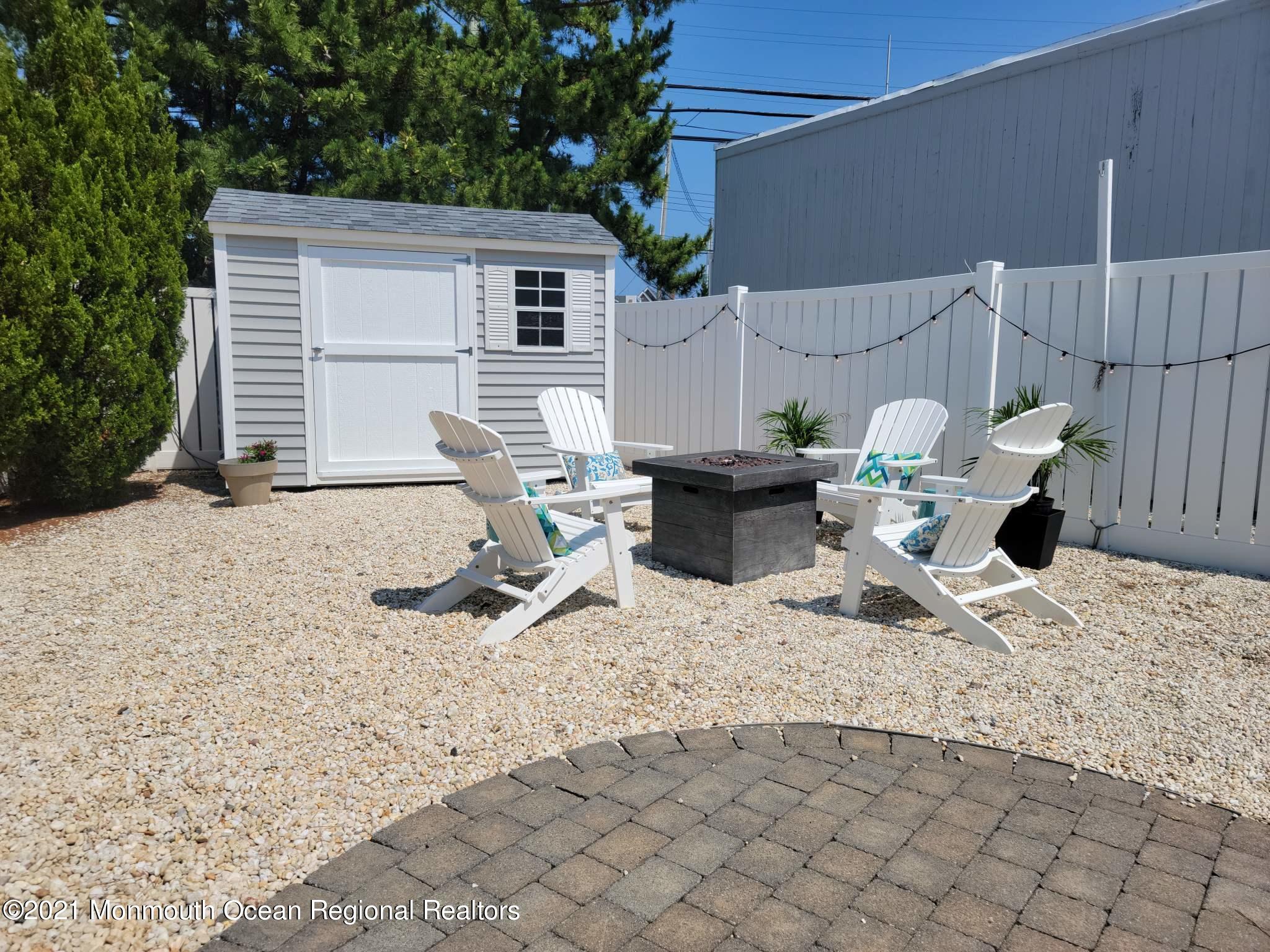 112 Marshmallow Road Lavallette, NJ 08735 - Photo 11 of 50 11b