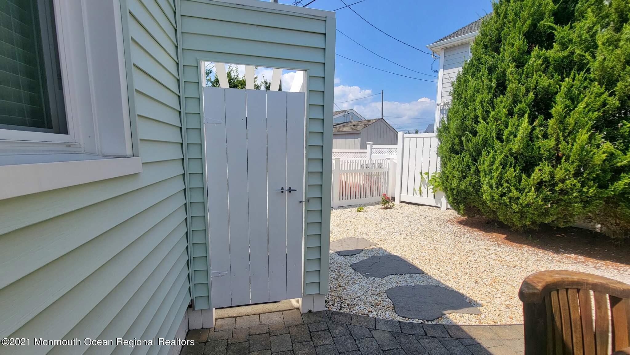 112 Marshmallow Road Lavallette, NJ 08735 - Photo 17 of 50 15b
