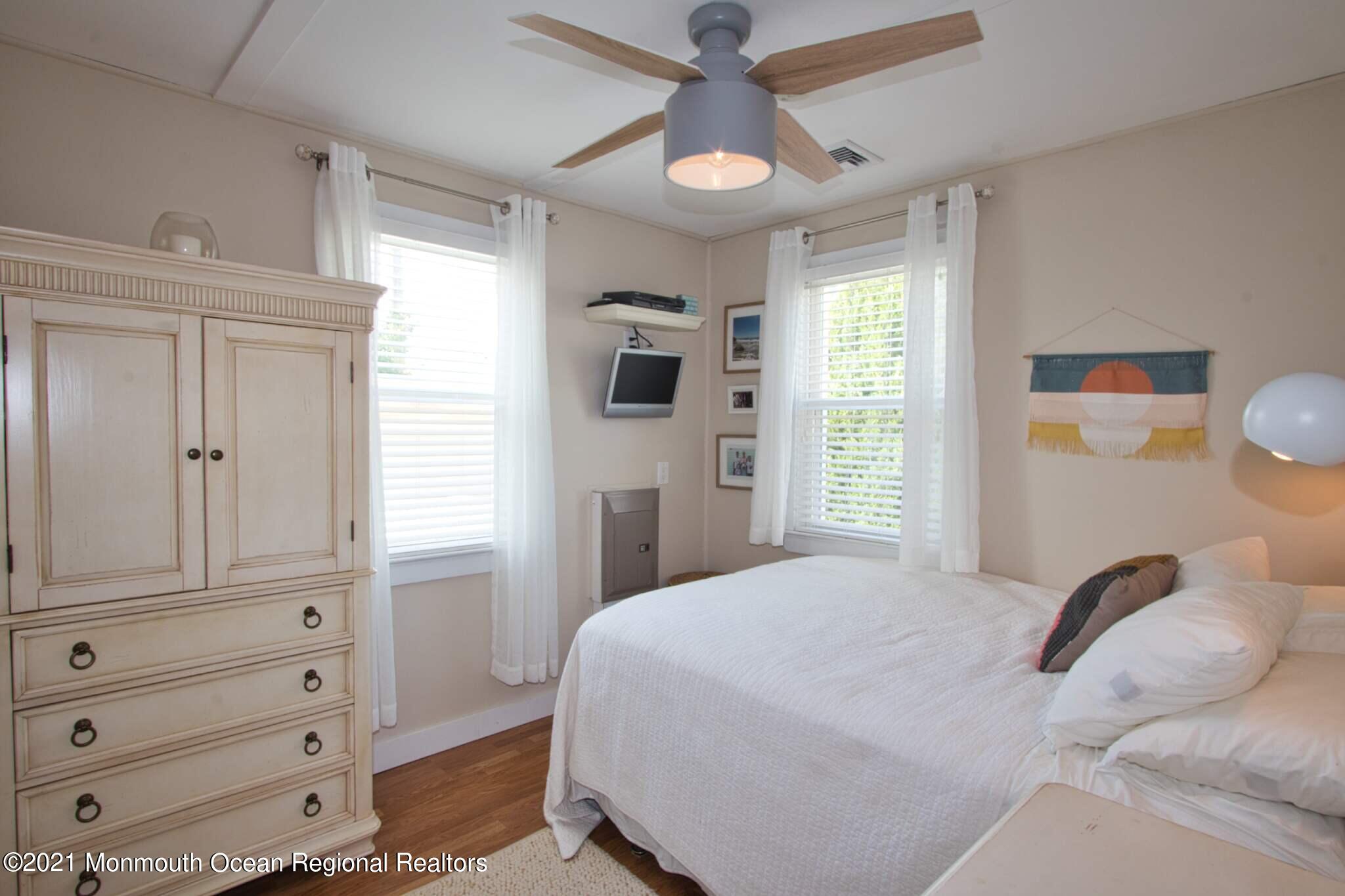 112 Marshmallow Road Lavallette, NJ 08735 - Photo 29 of 50 26
