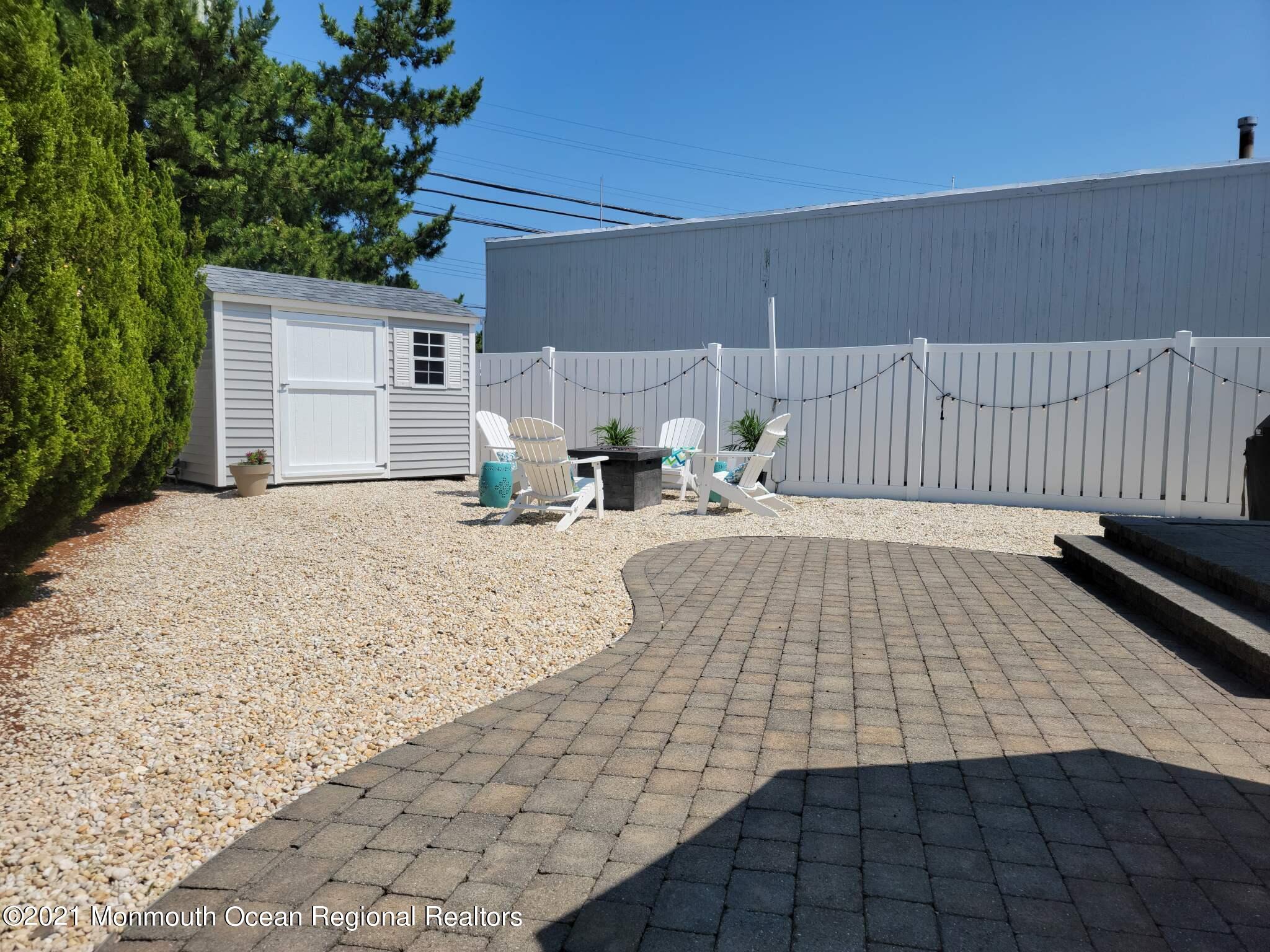 112 Marshmallow Road Lavallette, NJ 08735 - Photo 7 of 50 09b