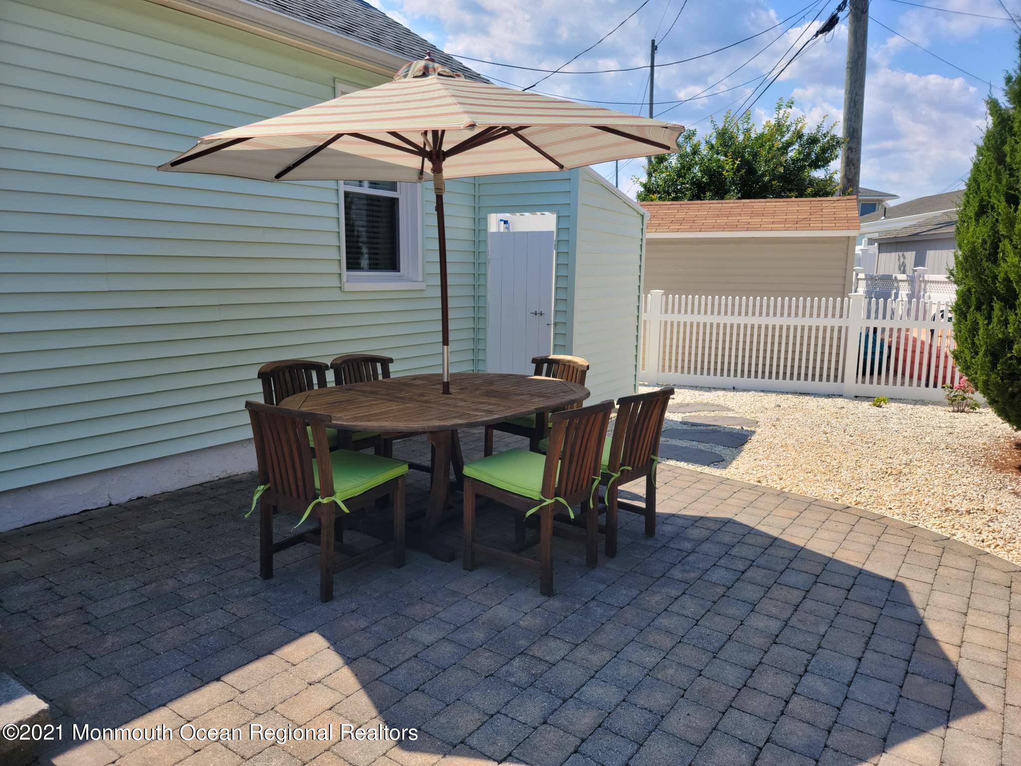 112 Marshmallow Road Lavallette, NJ 08735 - Photo 10 of 50 11