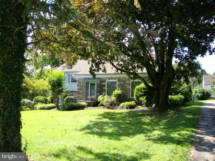 418 Red Leaf Road Wynnewood, PA 19096 - Photo 1 of 20 Exterior Front