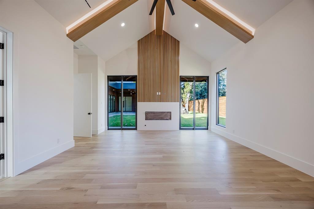 5723 Meletio Lane Dallas, TX 75230 - Photo 22 of 38 PRIMARY BEDROOM