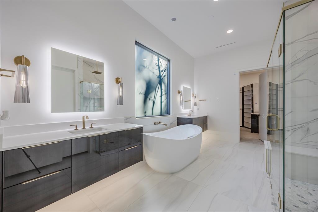 5723 Meletio Lane Dallas, TX 75230 - Photo 24 of 38 PRIMARY BATHROOM