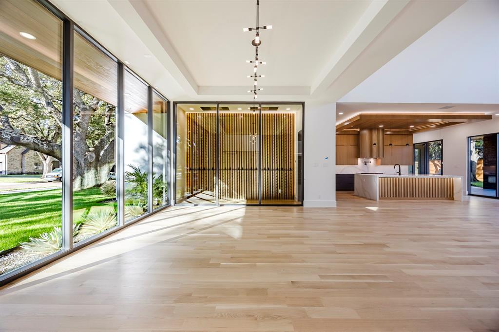 5723 Meletio Lane Dallas, TX 75230 - Photo 8 of 38